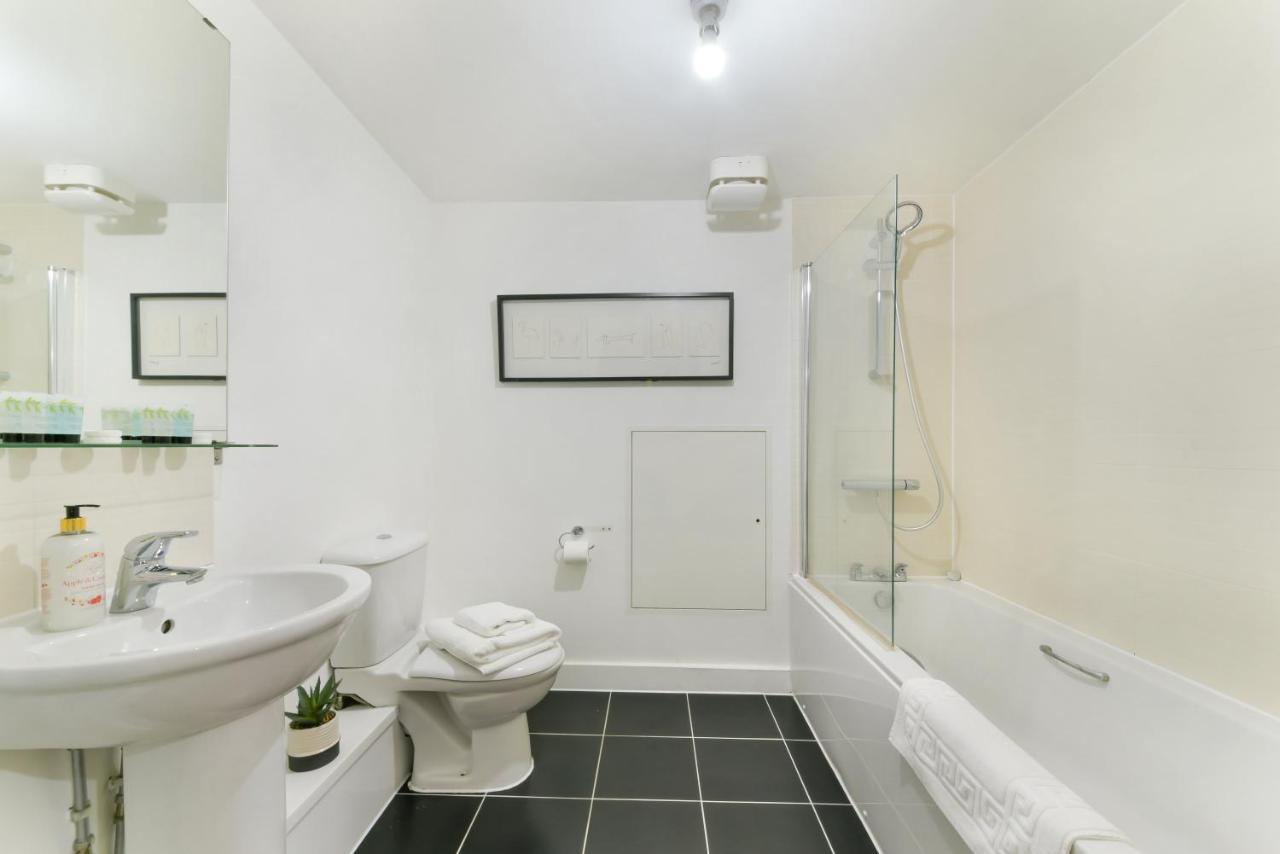 Spacious, Quiet And Modern Apartment Londýn Exteriér fotografie